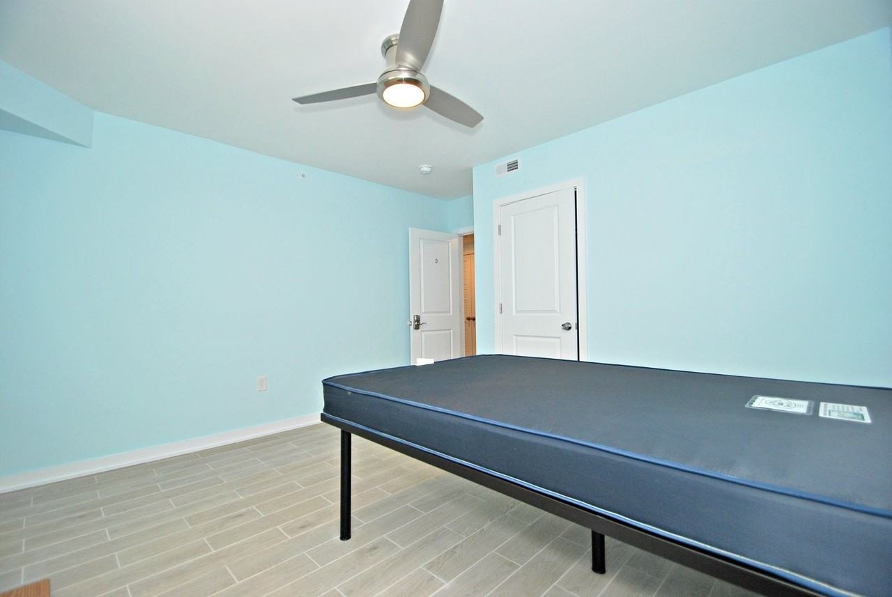 1537-41 Seybert - Photo 2 of 26