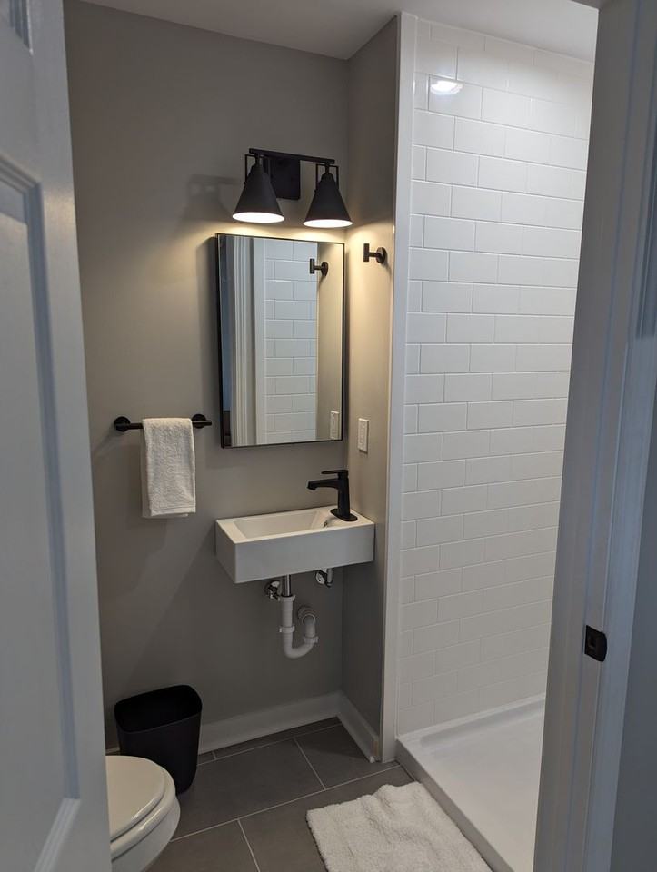 353 Waller Avenue - Photo 7 of 38