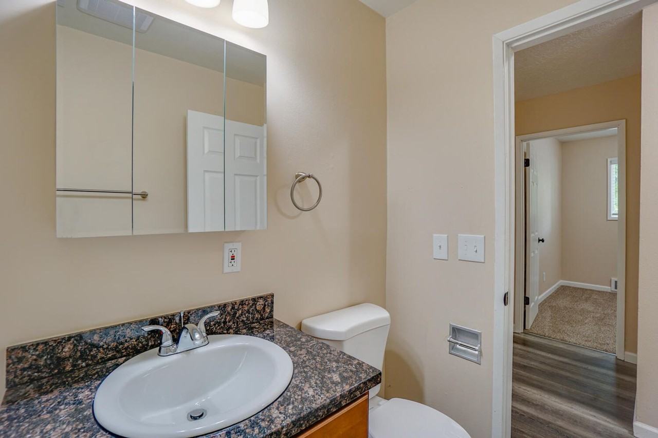 Cardinal Terrace - Photo 7 of 26