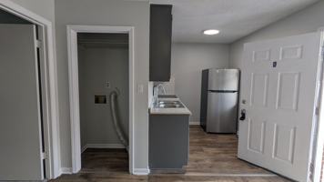 featured image of 818 Meadow Ridge Ct