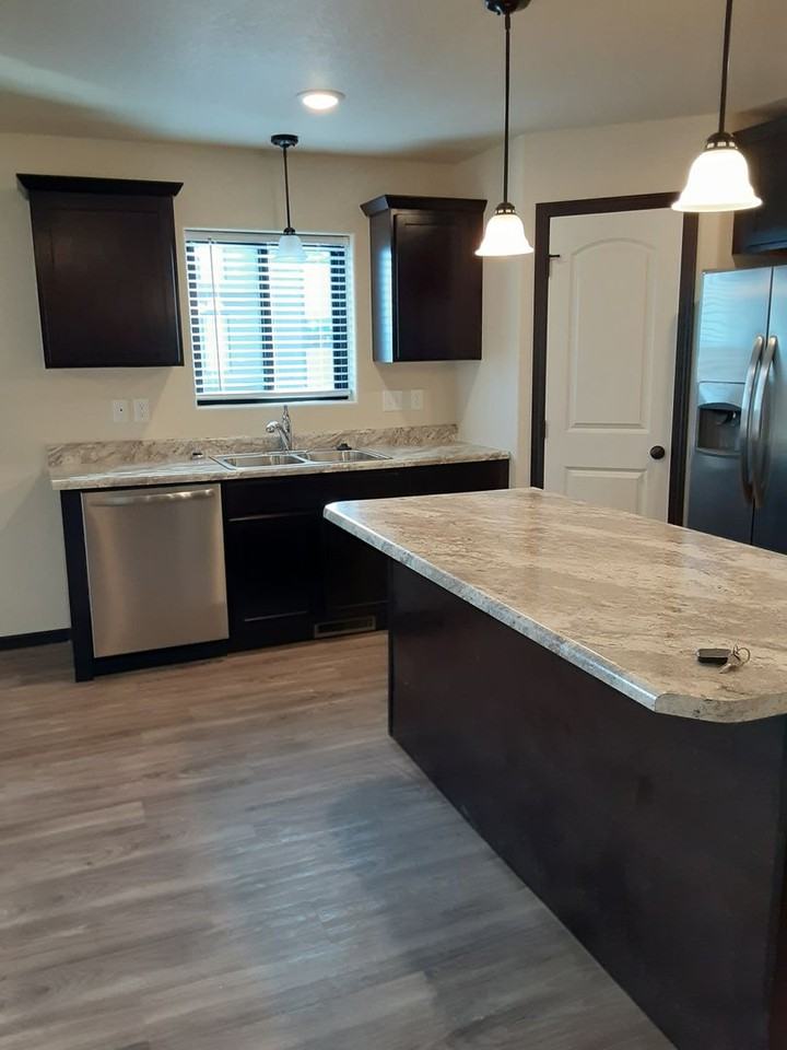 Fox Run Apartments Main - Photo 6 of 27