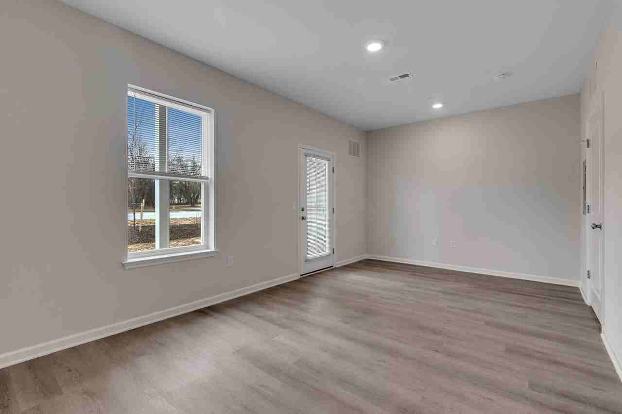 Sadsbury Square - Photo 7 of 39