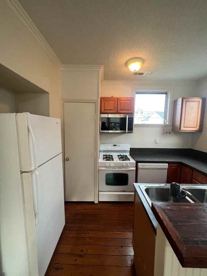 538 Lowerline St #540 - Photo 4 of 14