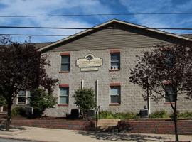 featured image of 245 S 7th St