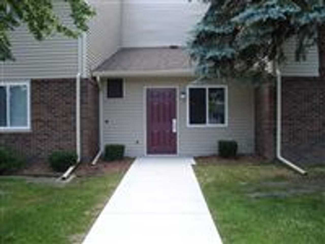 Alma Apartments - Photo 3 of 26