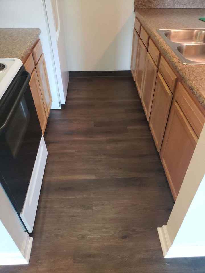 Glen Crest Apartments - Photo 6 of 43