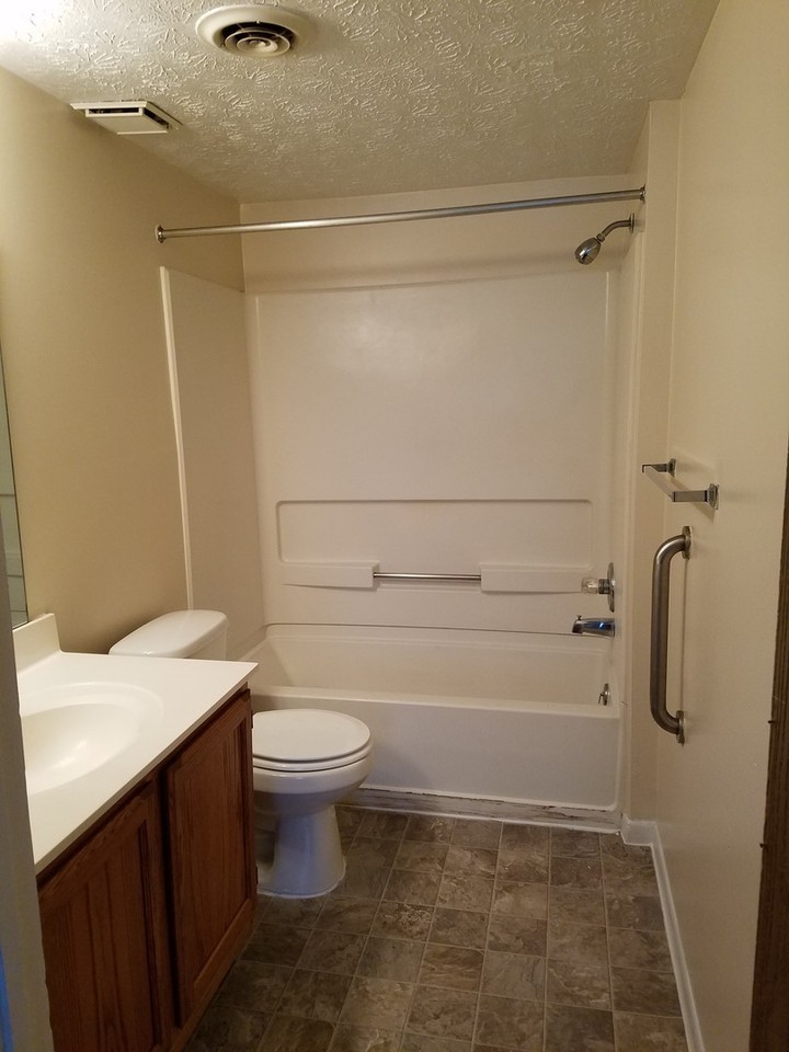 Vienna Forest Apartments & Townhomes - Photo 5 of 44