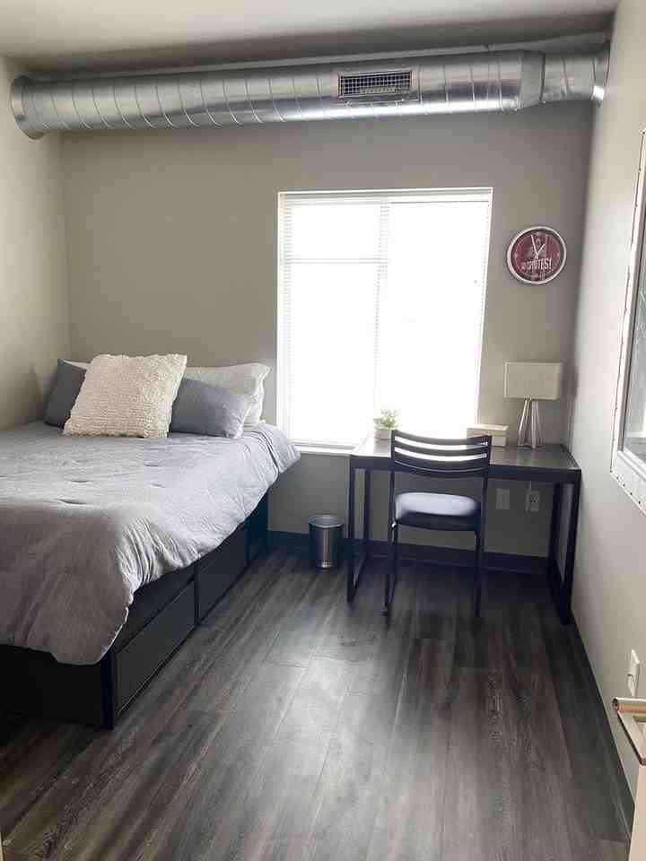 1000 N Dakota St. - Photo 4 of 50