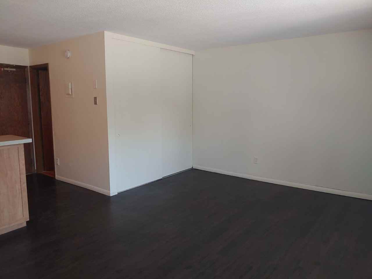 3030 Irving Ave S - Photo 2 of 28