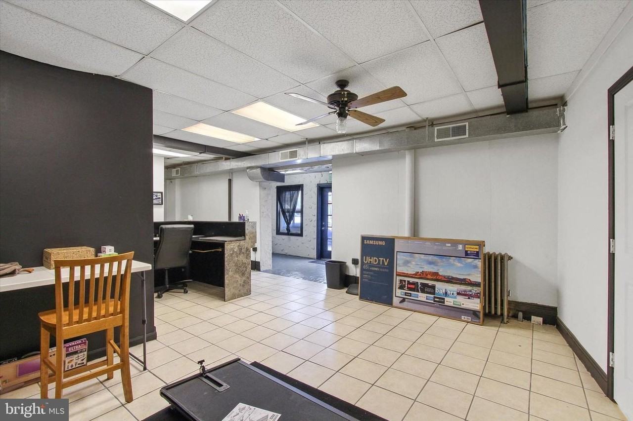 108 N Penn St - Photo 3 of 13