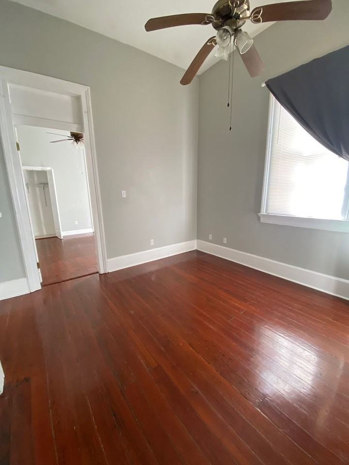 124 - 126 South Genois Street - Photo 3 of 11