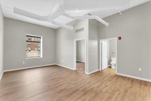 featured image of 209 N Neil St