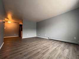 featured image of 1576 N Warren Ave