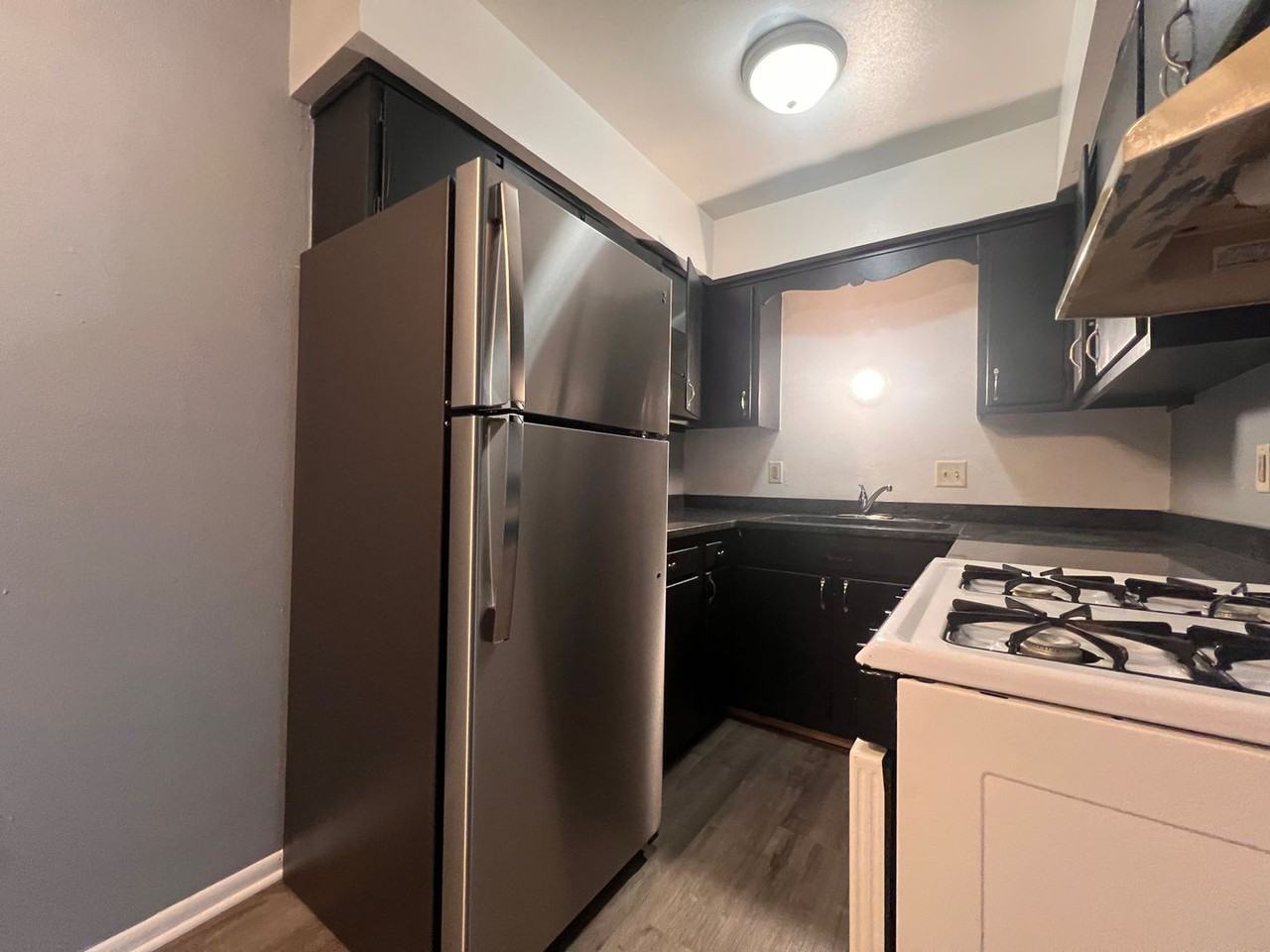 1576 N. Warren Ave. - Photo 3 of 19