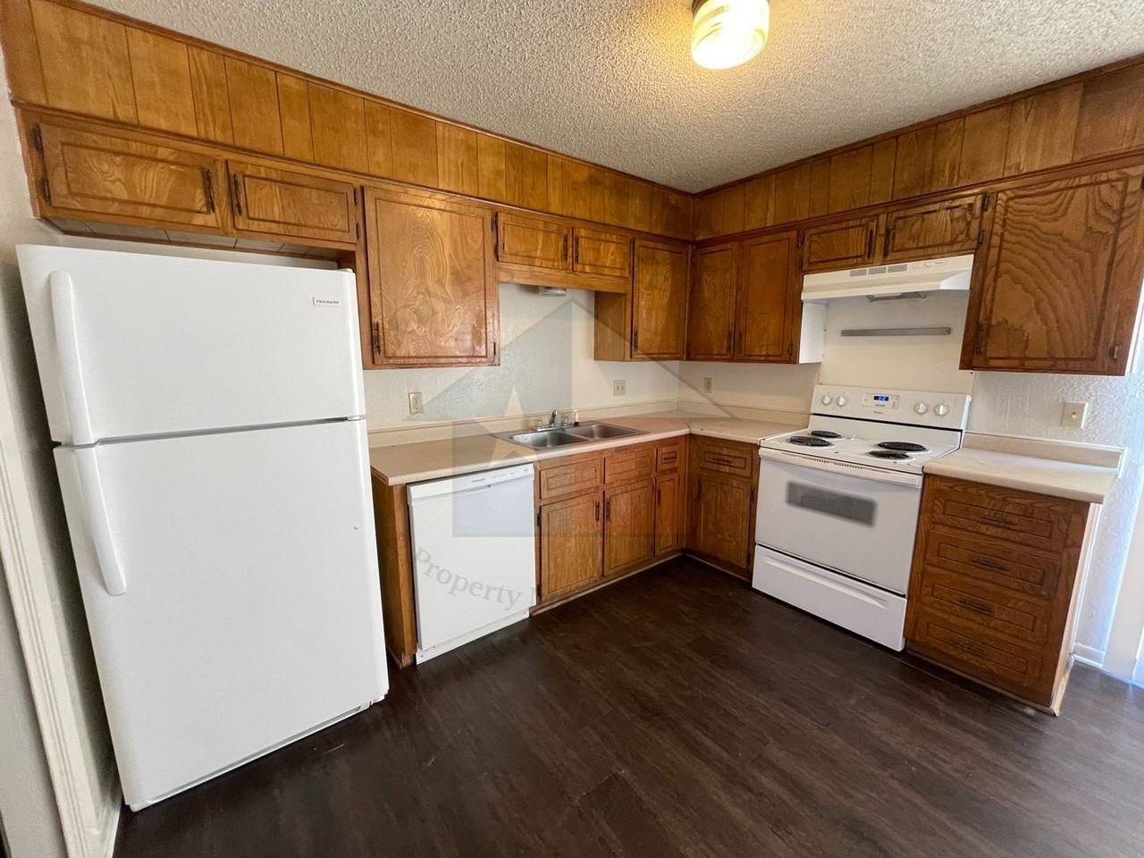 4408 Lake Rd - Photo 7 of 32