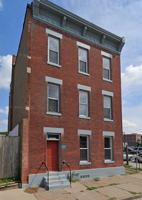 featured image of 816 W 2nd St