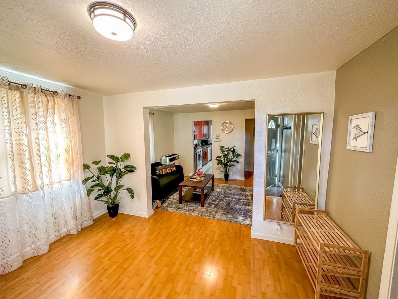 308 Capitol St - Photo 2 of 15