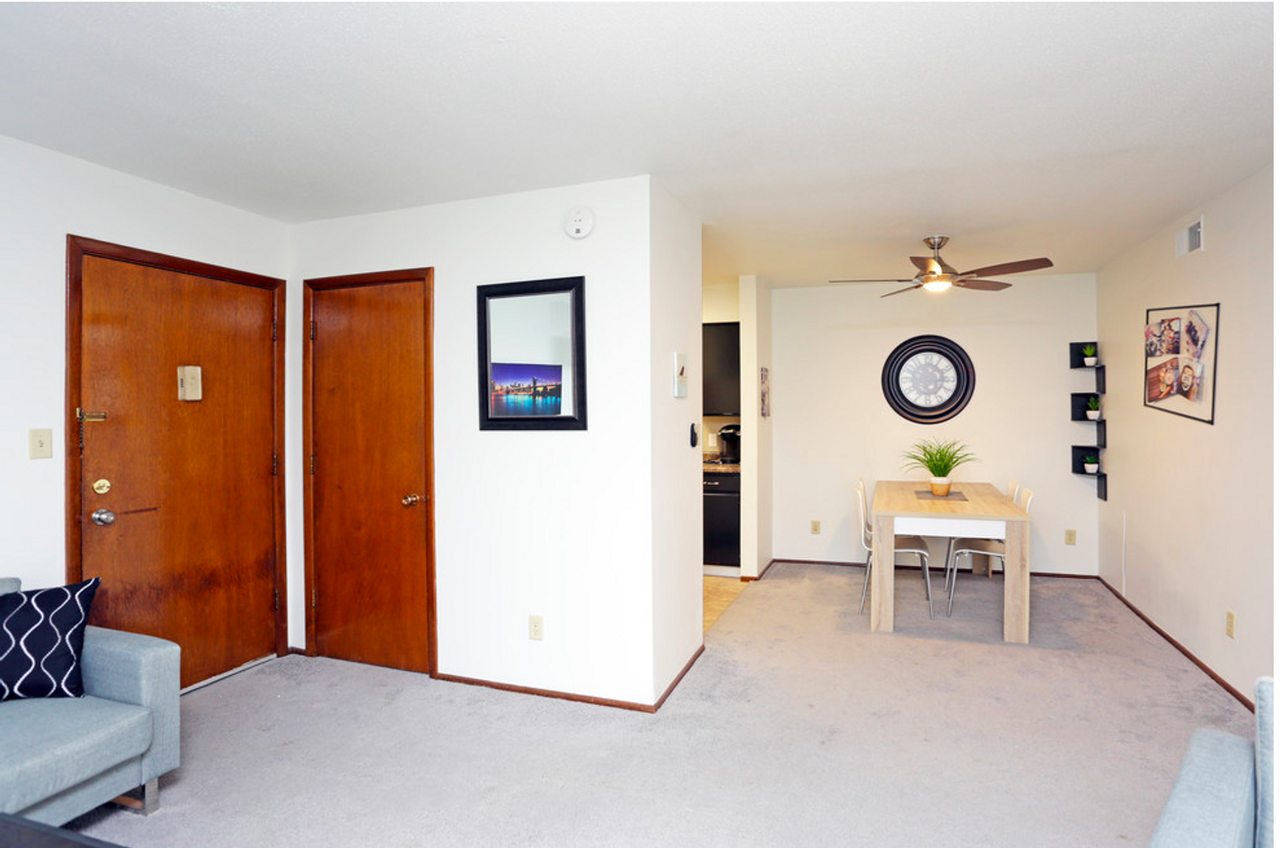 Edgemont Park Apartments - Photo 5 of 24