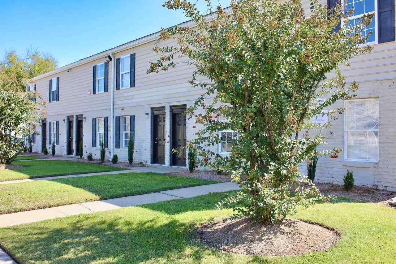 Starboard Townhomes - Photo 7 of 20