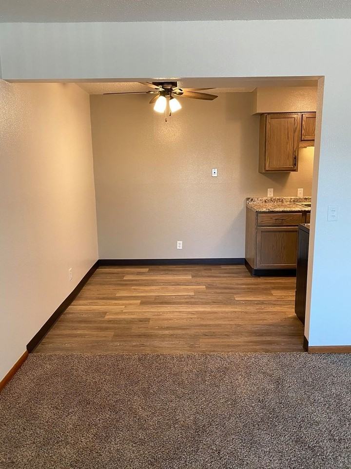 425 Colby Rd. - Photo 2 of 9