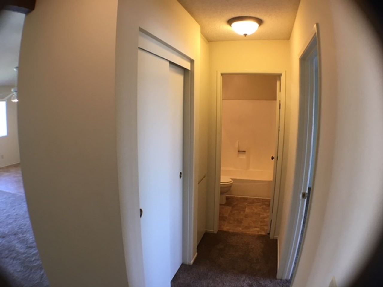 Villa Marina Apartment Homes - Photo 5 of 32