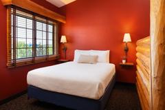 Brand new furnished apartments with flexible lease terms and hotel - Photo 1 of 1