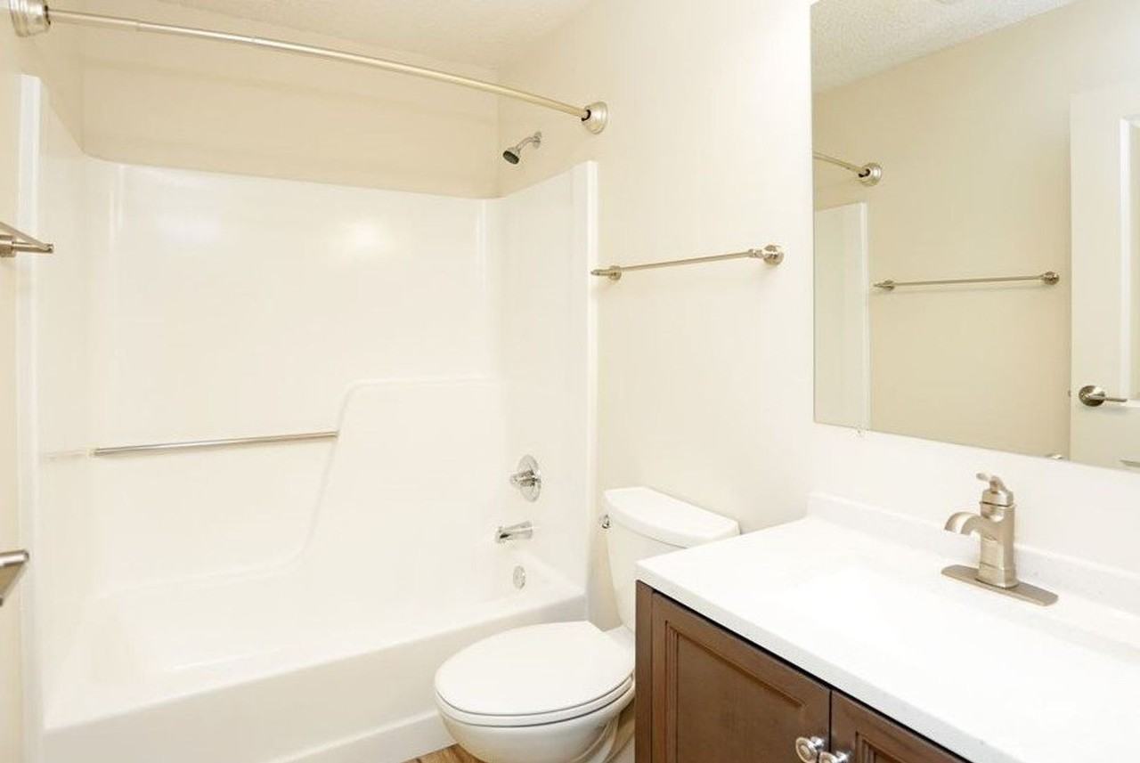 Civic Center Court Apartments - Photo 6 of 17