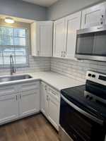 featured image of 1500 W Bay Dr