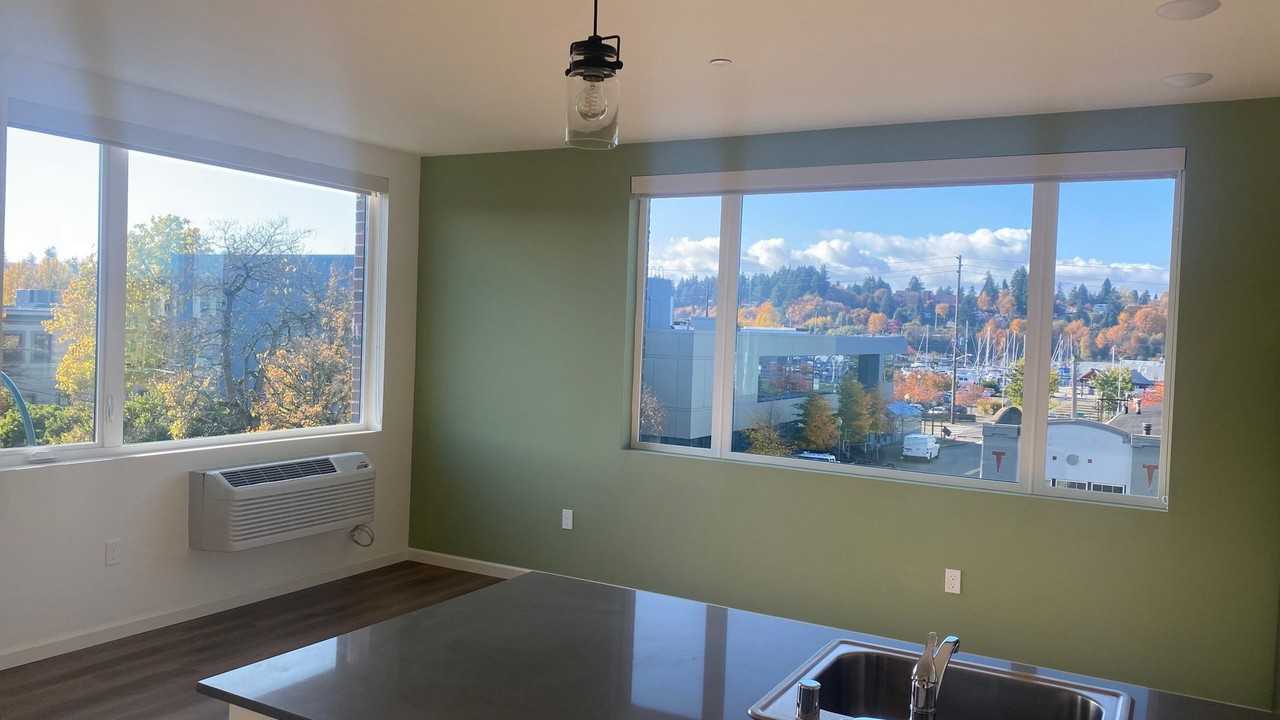 Market Flats Apartment Building - Photo 6 of 31