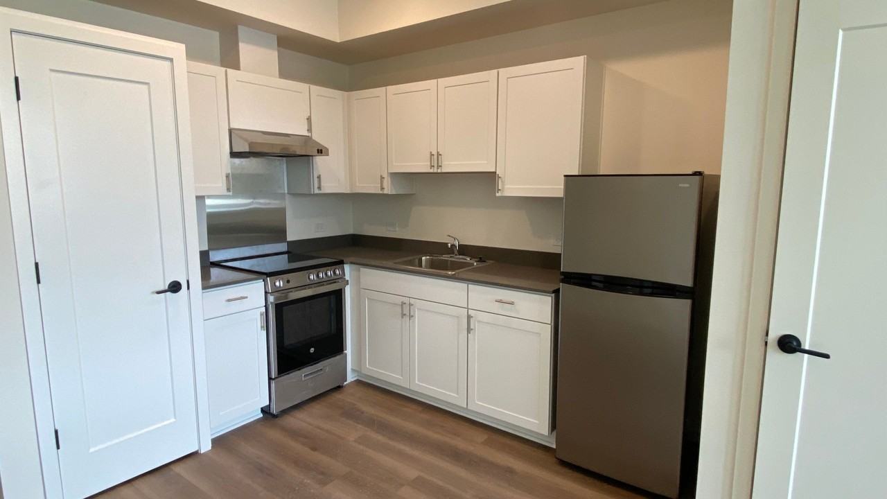 Market Flats Apartment Building - Photo 7 of 14