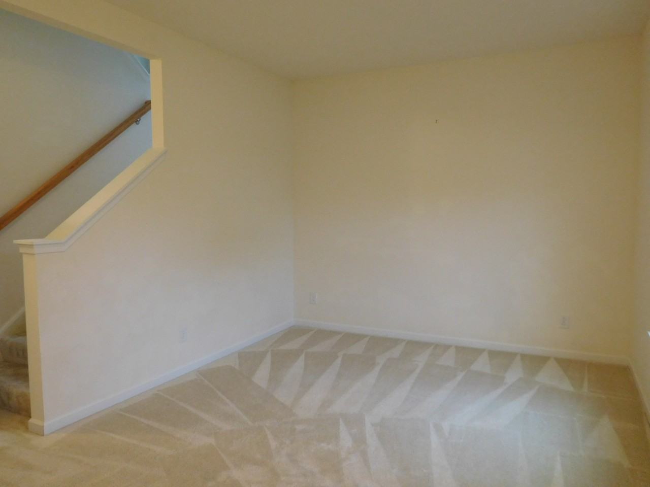 530 Gentry Cir W - Photo 2 of 27