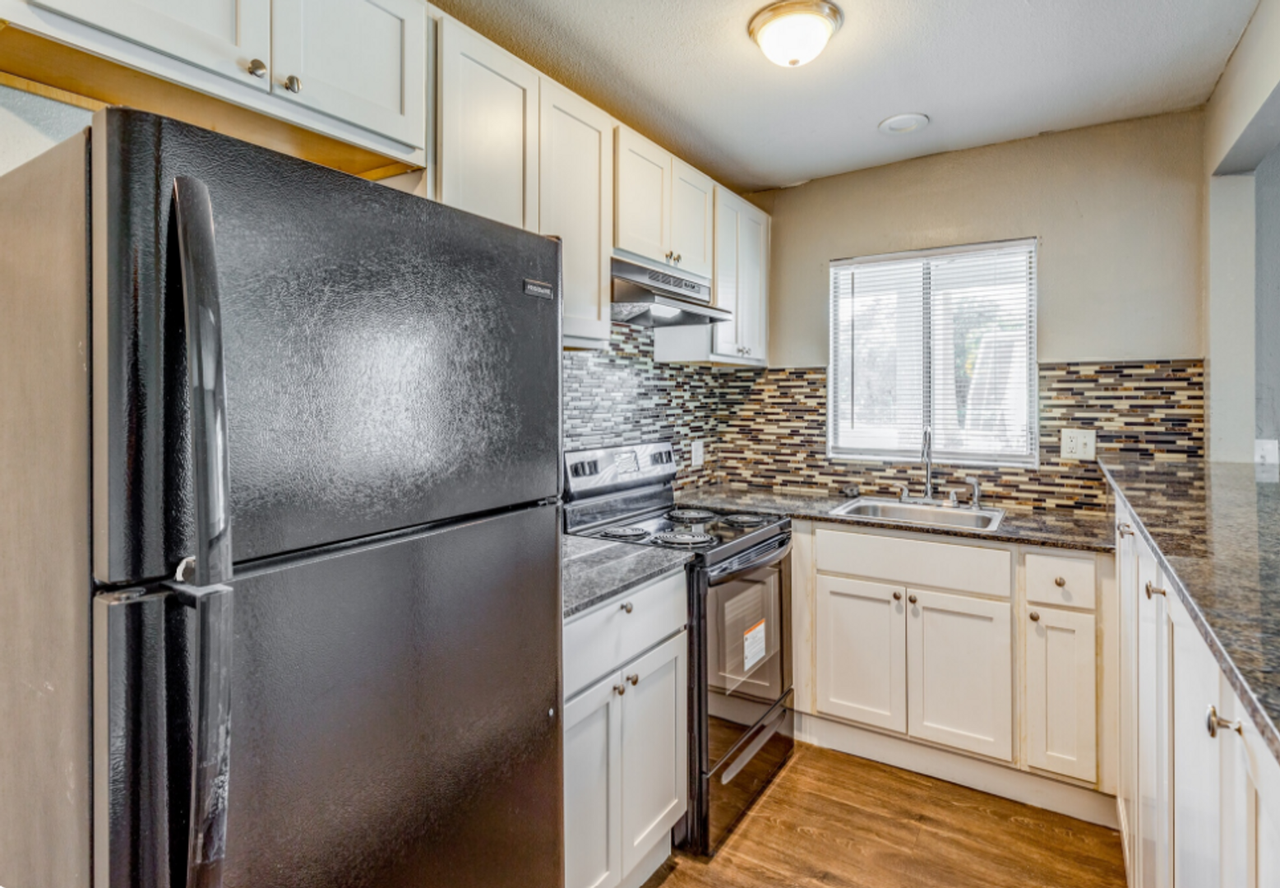 The Atlas Apartments- Sabal - Photo 5 of 7