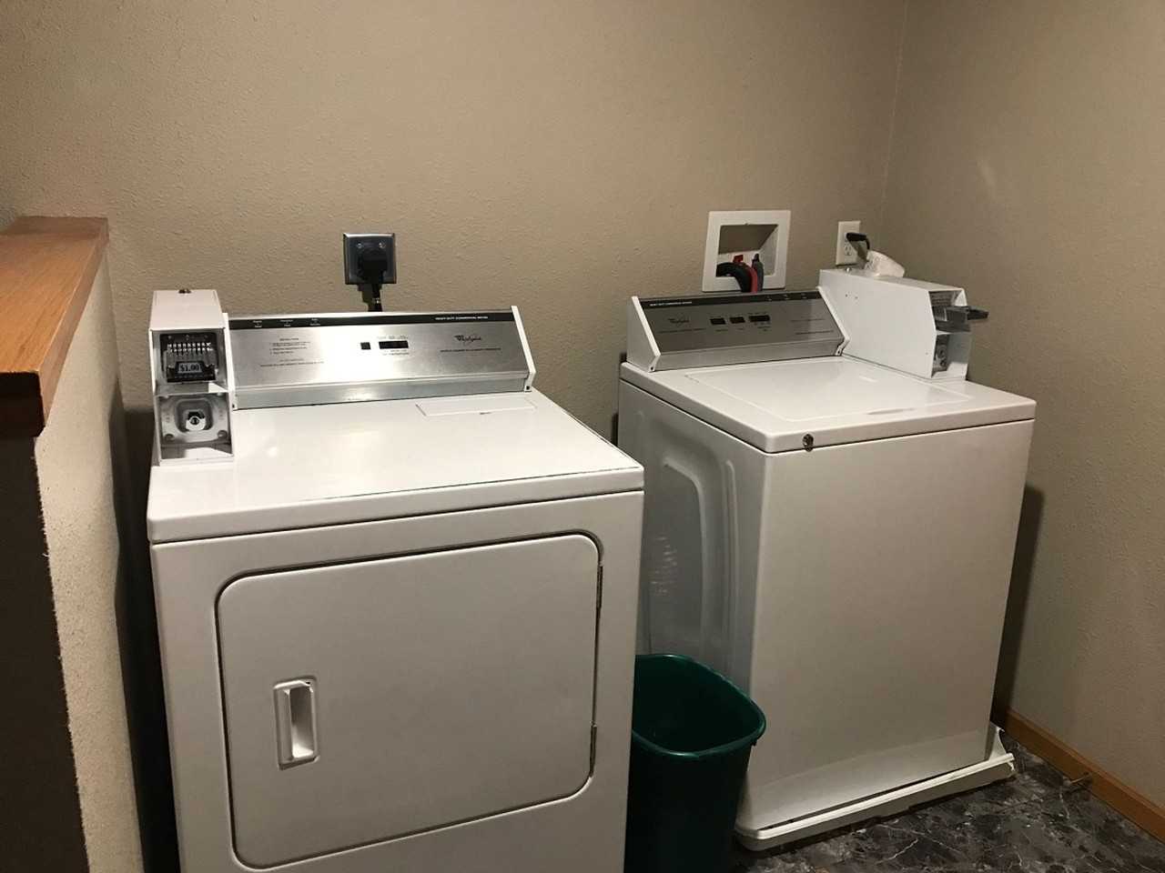 Theater Apartments - Photo 3 of 8