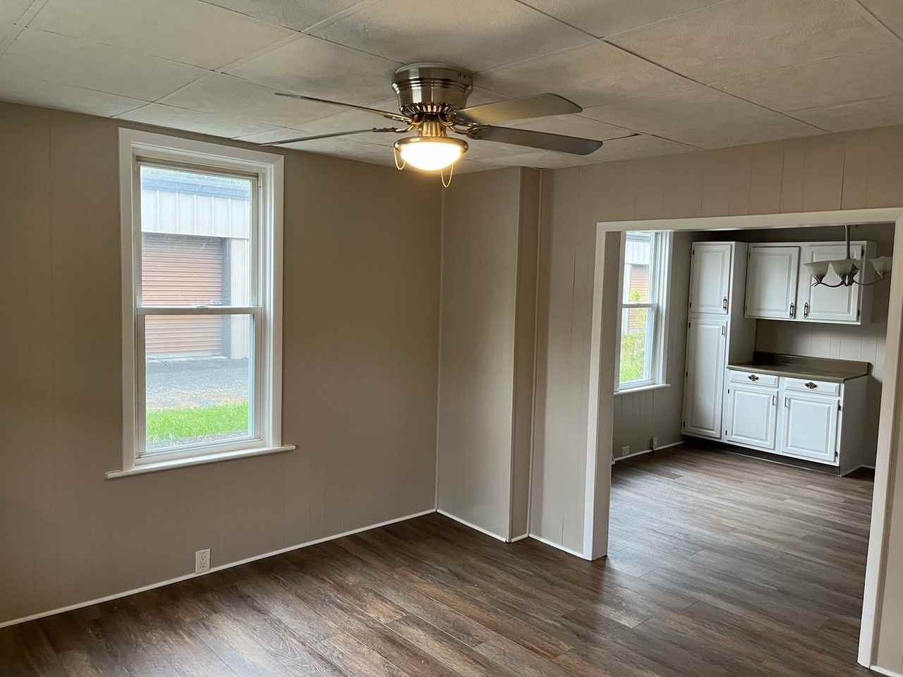 109-111 W. High Street - Photo 3 of 20