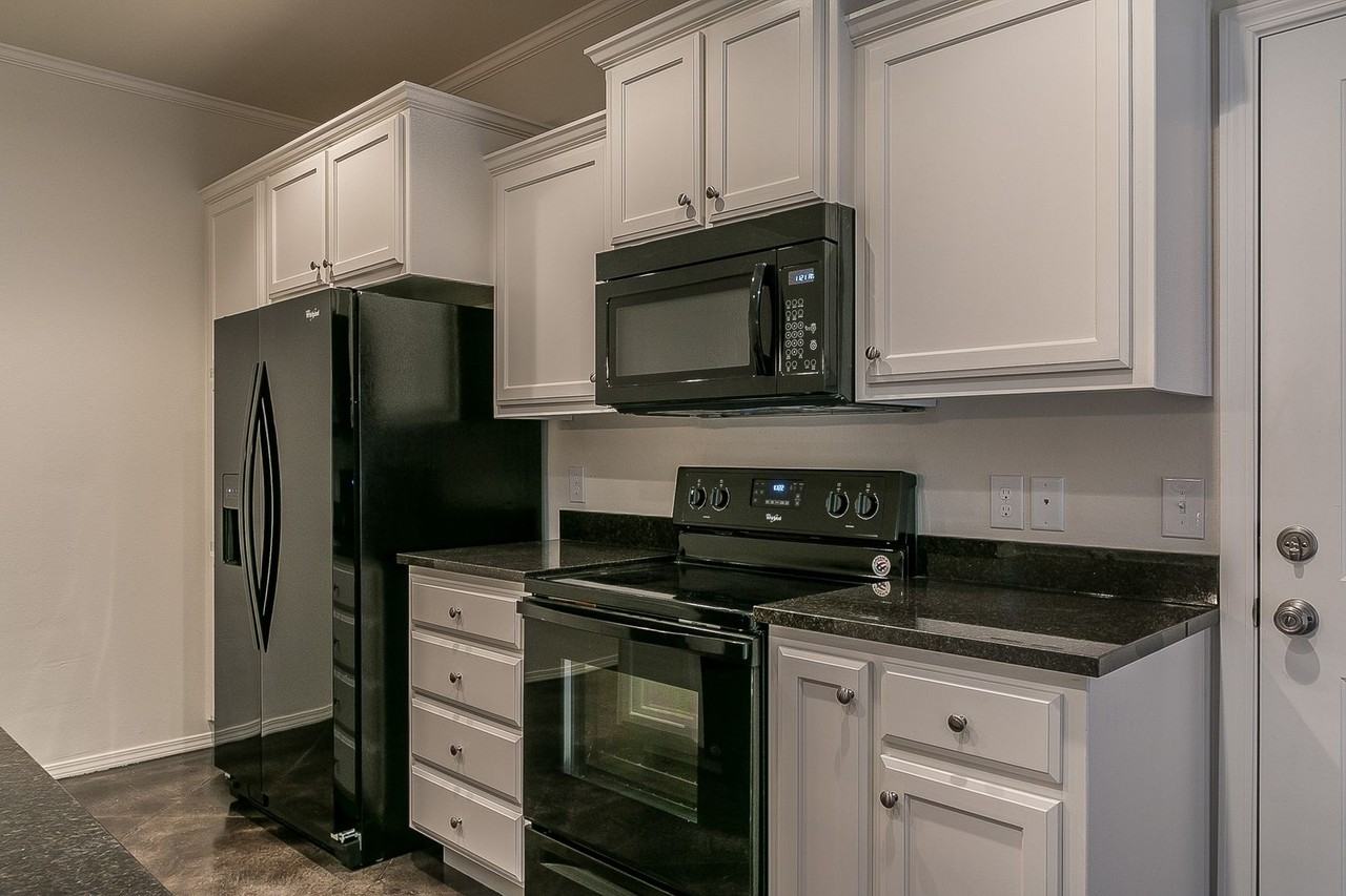 Mosley Townhomes - Photo 2 of 24