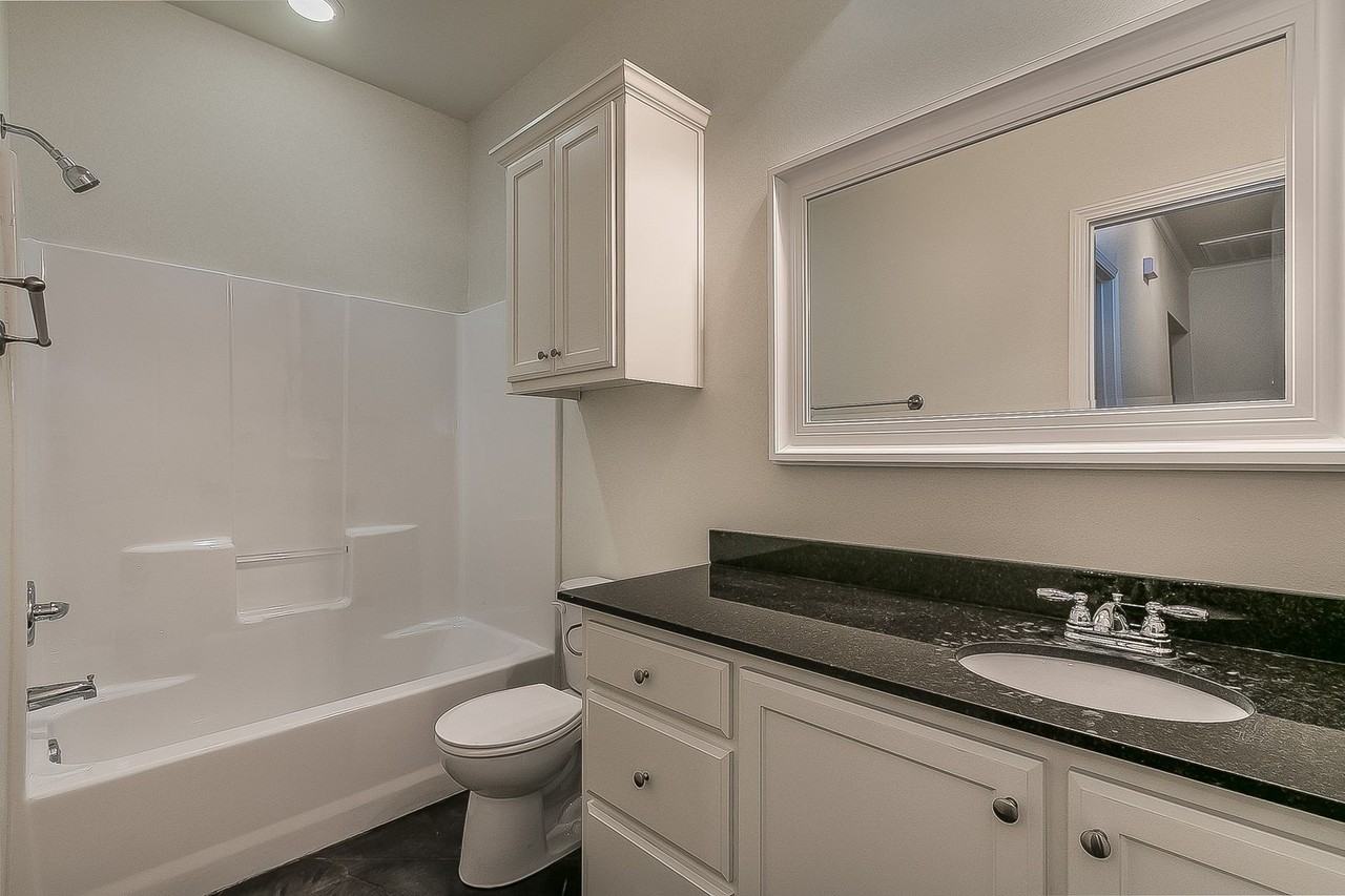 Mosley Townhomes - Photo 5 of 24