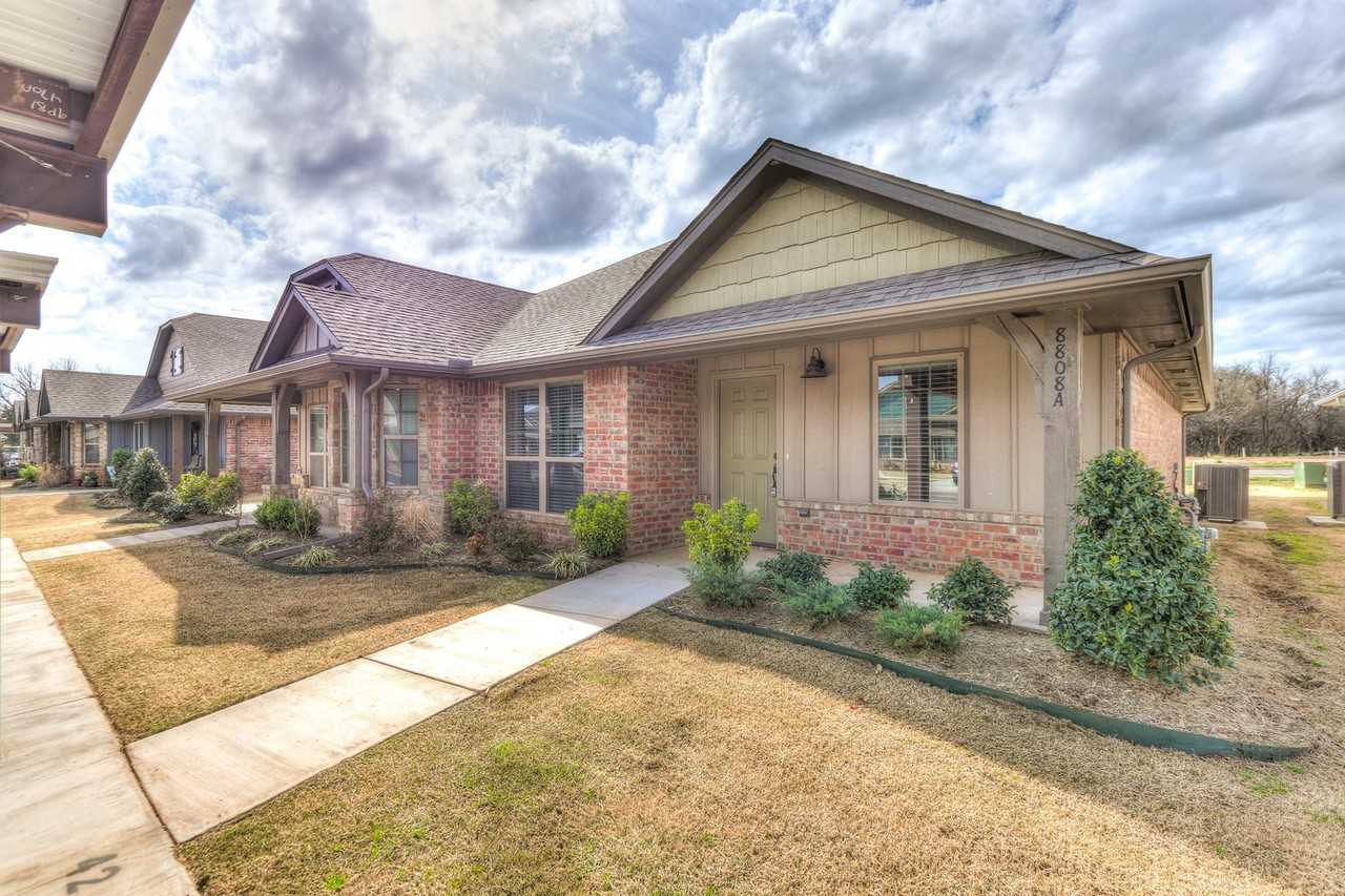 8808 SW 55th - Photo 2 of 41