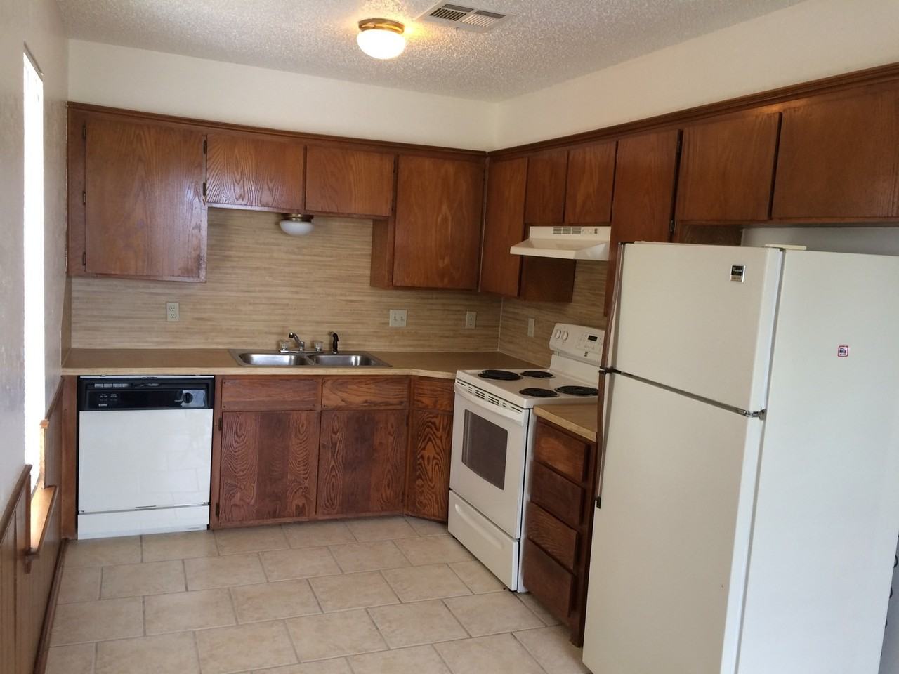 336 Chalmette - Photo 3 of 21