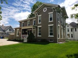 featured image of 109 E School St #1