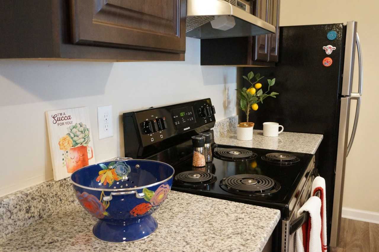 Pembroke Crossing Apartments (825 Crossing Court #103, Virginia Beach, VA 23455) - Photo 6 of 50