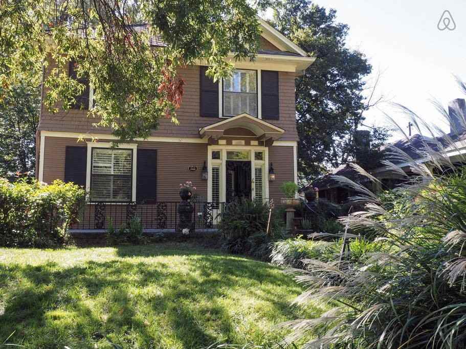 1335 Agnes Pl - Photo 2 of 30