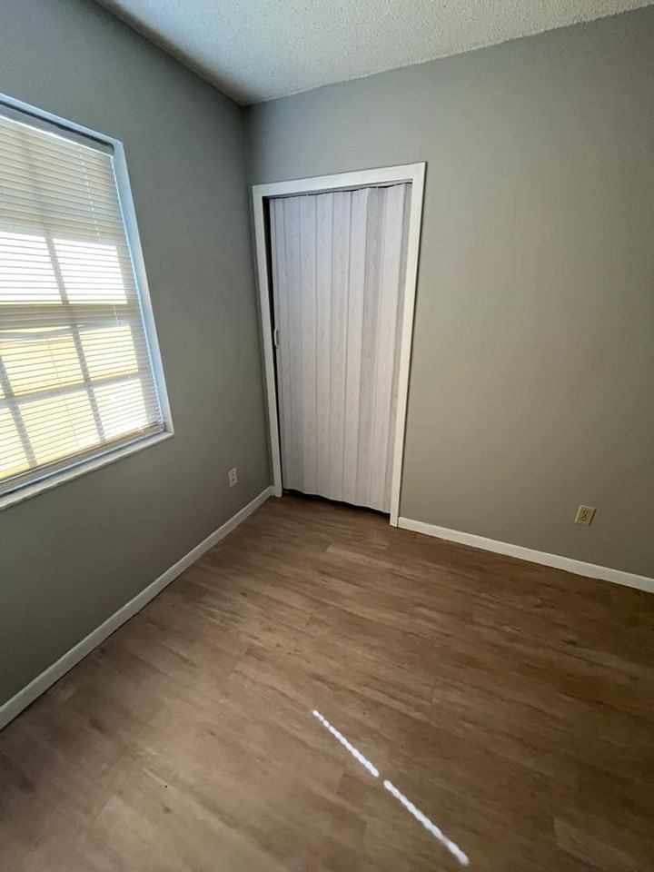 Garden Place - Photo 4 of 9