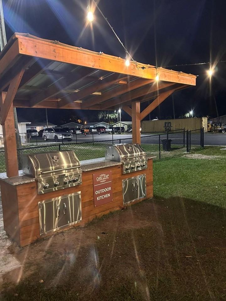 Newly renovated units in great community - Photo 4 of 10