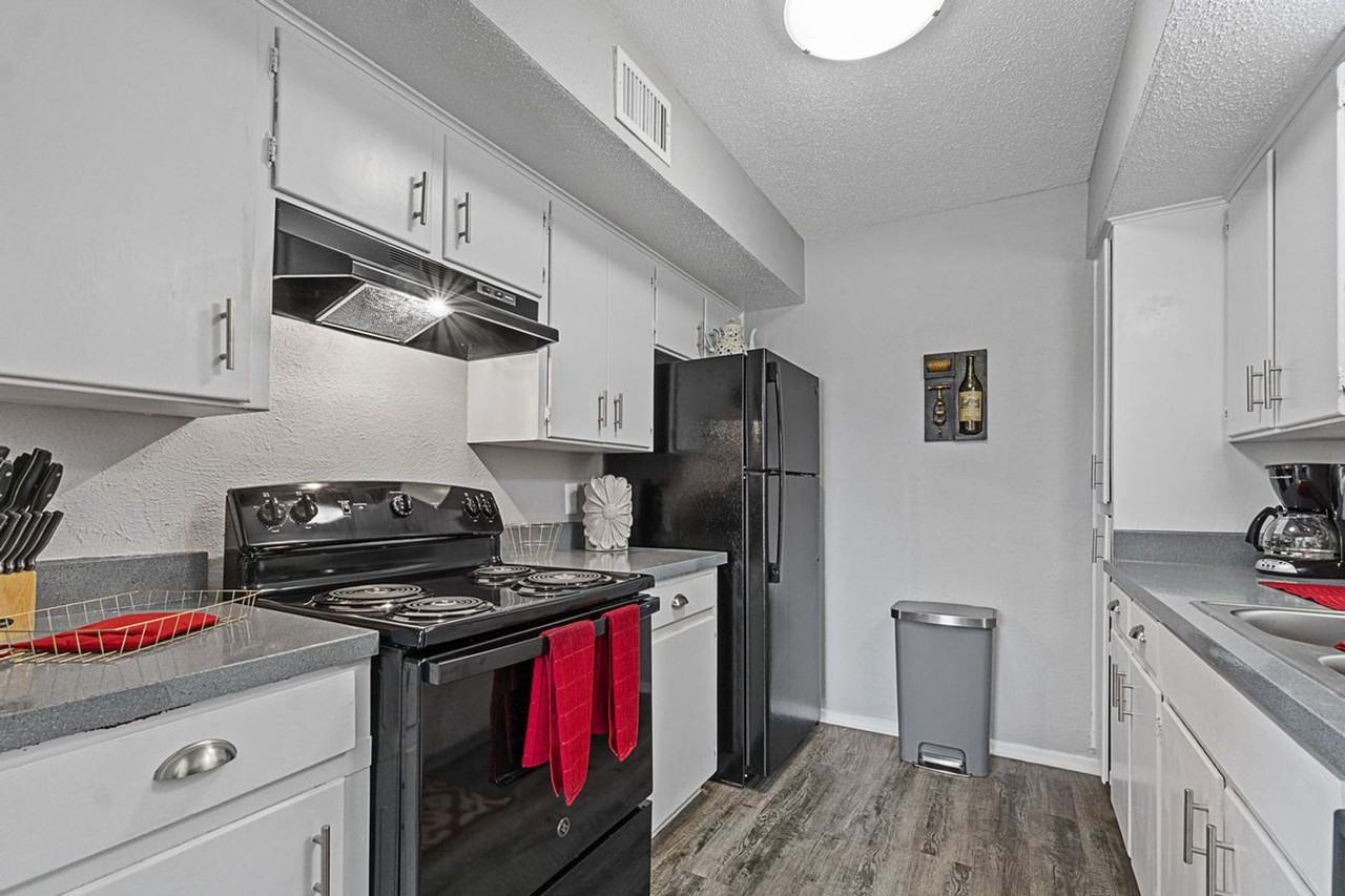 Beautifully renovated apartments in Wichita Falls - Photo 7 of 21