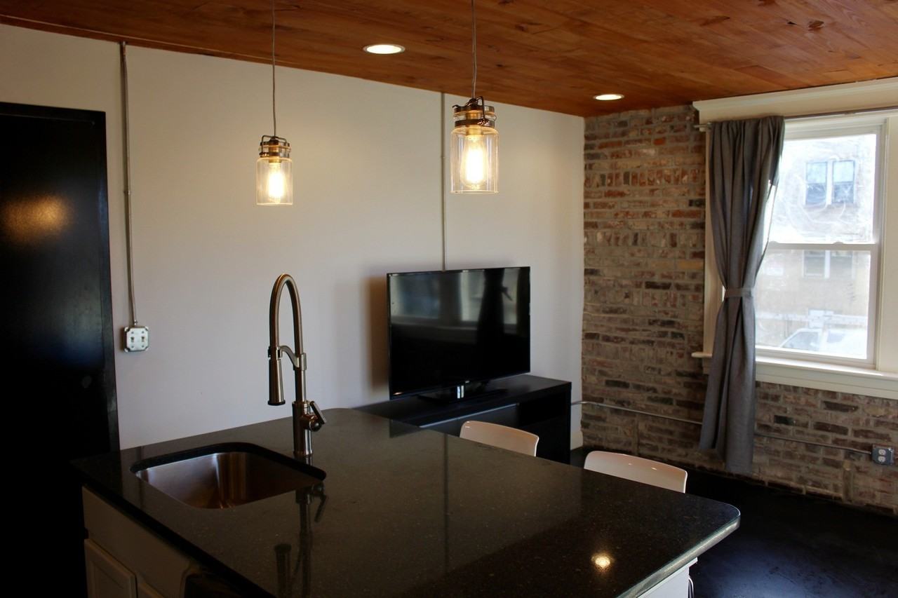 3528 Roger - Photo 7 of 9