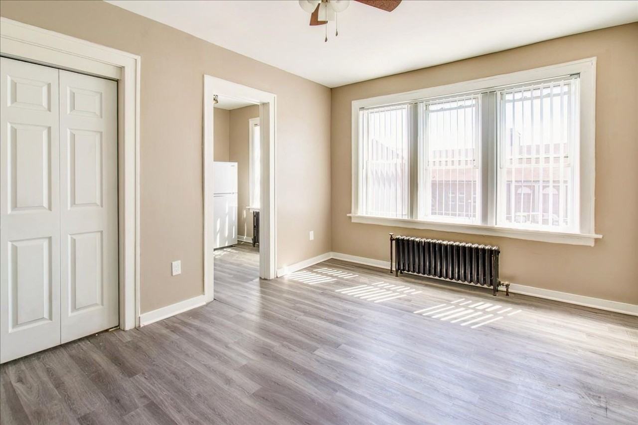 Huron Place - Photo 4 of 38