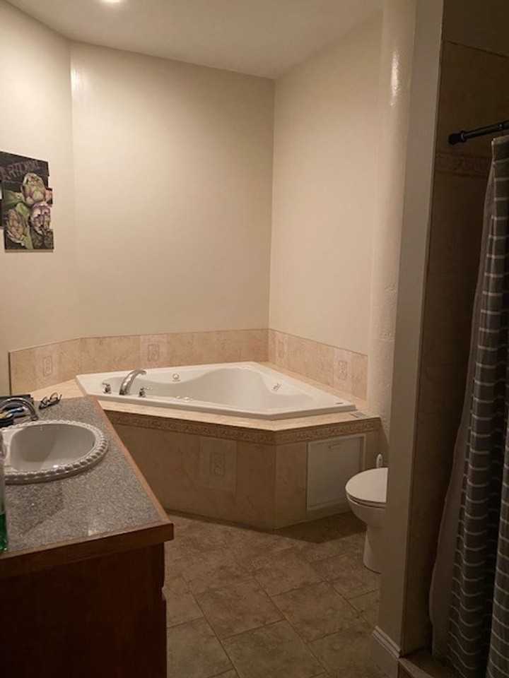 Apartments for Rent In Lakefront, Syracuse, NY Find 25 Condos & Other