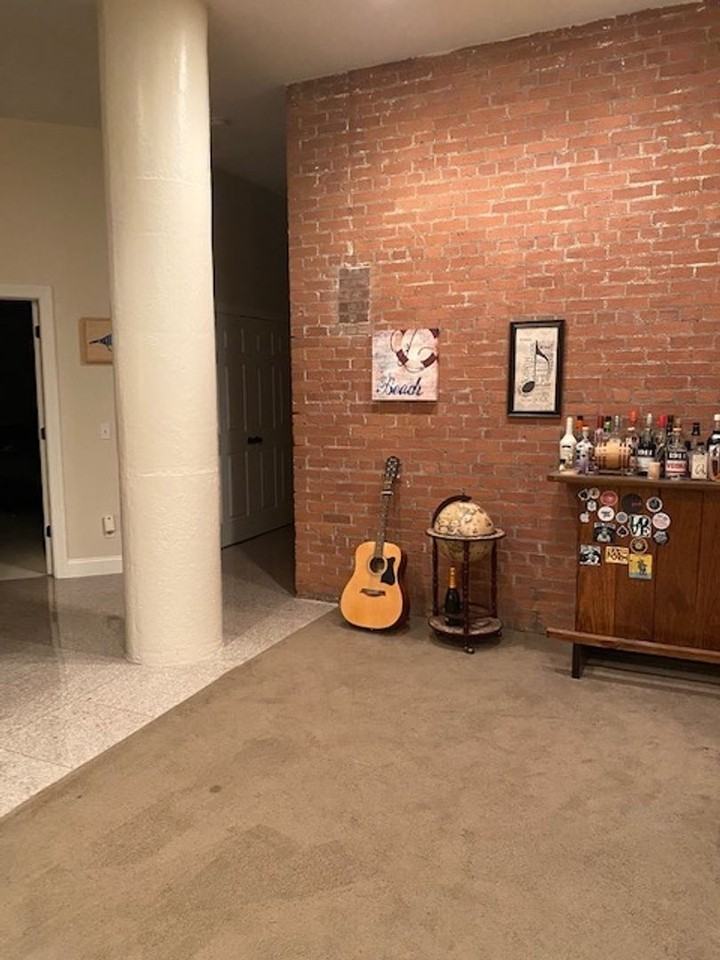 Franklin View Terrace - Photo 3 of 8