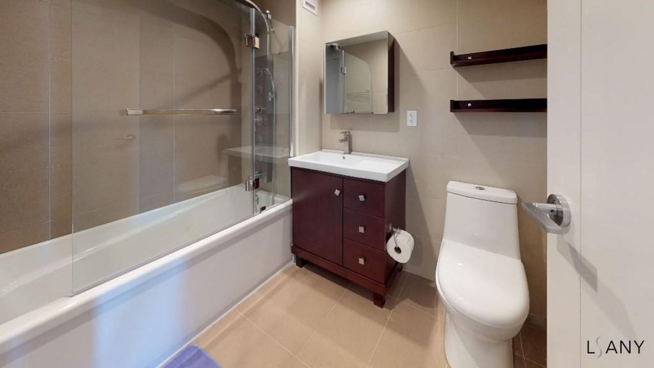 2330 Hoffman Street - Photo 4 of 5