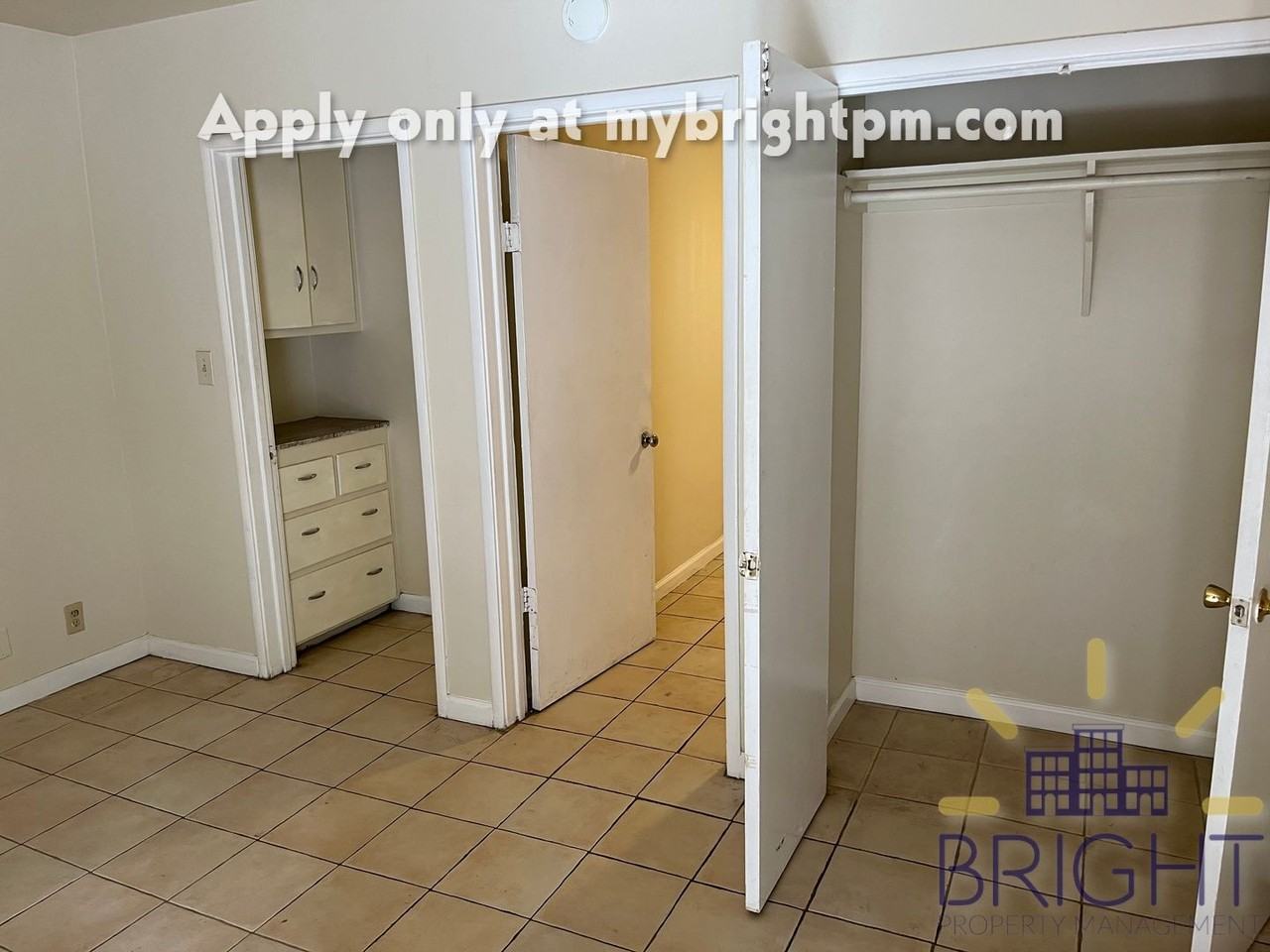 D Street Apartments - Photo 2 of 14